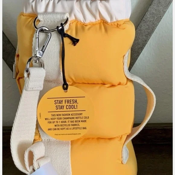 NWT authentic Veuve Clicquot Puffy Bottle Holder - Picture 5 of 8